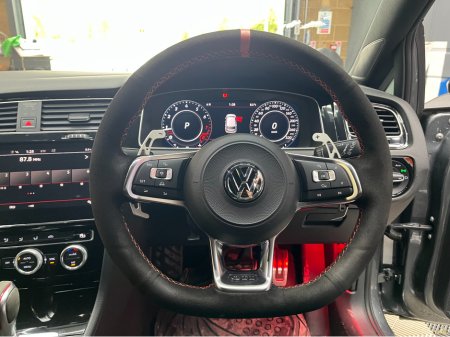 2018 Volkswagen Golf - thumbnail 8