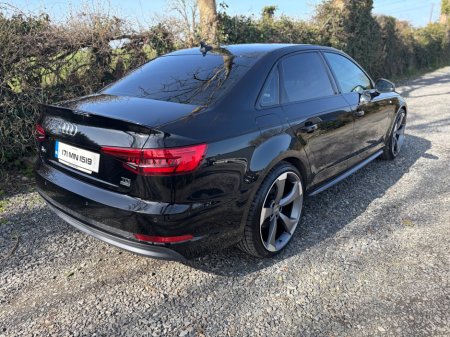 2017 Audi A4 - thumbnail 3