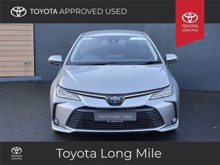 2022 Toyota Corolla 1.8 Hybrid Luna Saloon 4dr €25,949 thumbnail