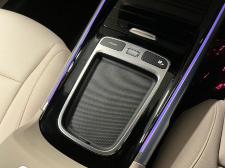 2024 Mercedes-Benz GLB 200d 5 Seat Progressive - Reversing Camera - Ambient Lighting - Sat Nav - Climate Control - Heated Seats - Keyless Start - Apple CarPlay/Android Auto €53,950 thumbnail