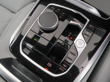 2025 BMW X5 - thumbnail 10