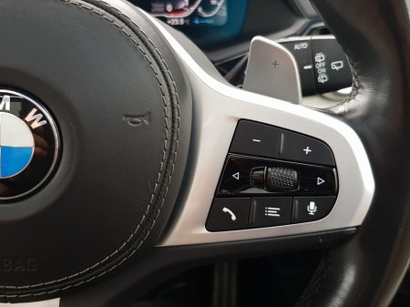 2021 BMW X5 xDrive45e M Sport €67,995 thumbnail