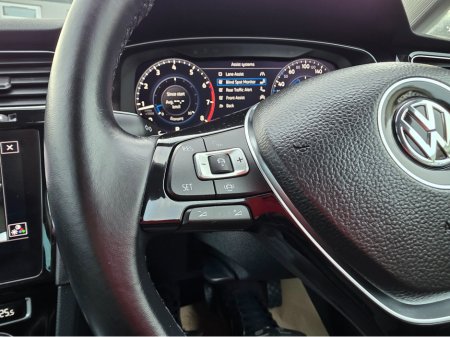 2019 Volkswagen Golf 1.4 TSI HIGHLINE VIRTUAL CLOCKS SAT NAV PACK - -REVERSE CAMERA - NAVIGATION - CARPLAY - ANDROID AUTO- BLIND SPOT REAR TRAFFIC ASSIST - DISCOVER PRO €18,750 thumbnail