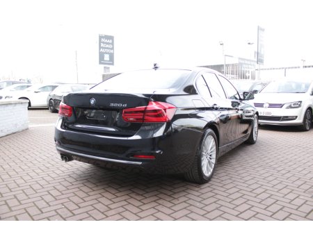 2018 BMW 3 Series - thumbnail 4