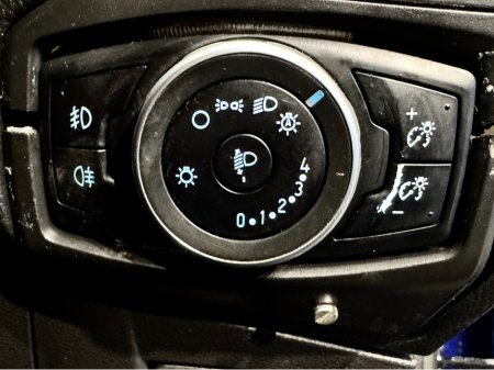 2015 Ford Focus 1.0 ECOBOOST TITANIUM 12 125PS 5DR T €9,990 thumbnail