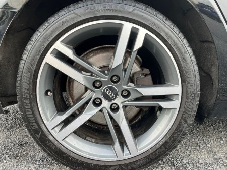 2019 Audi A4 - thumbnail 5