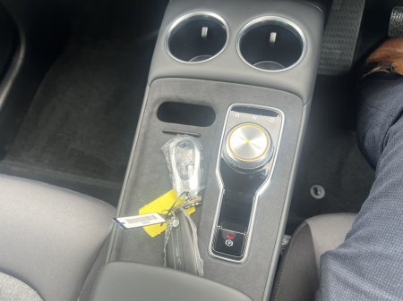 2026 MG MGS5 SE STANDARD RANGE thumbnail