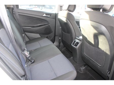 2016 Hyundai Tucson 1.7 CRDI SE NAV BL/DR 5DR €11,850 thumbnail