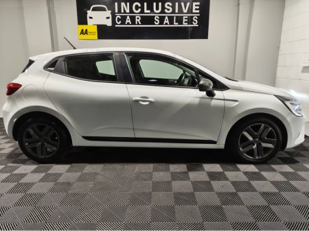 2022 Renault Clio - thumbnail 11