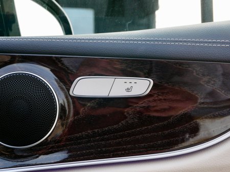 2021 Mercedes-Benz E Class - thumbnail 20