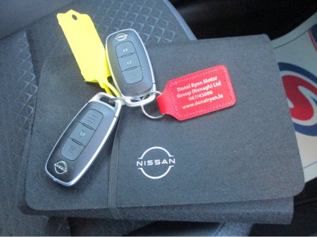 2025 Nissan Juke - thumbnail 29