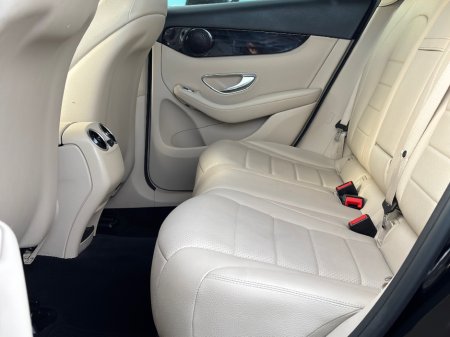 2017 Mercedes-Benz GLC Class - thumbnail 9