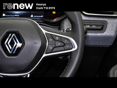 2025 Renault Clio - thumbnail 16