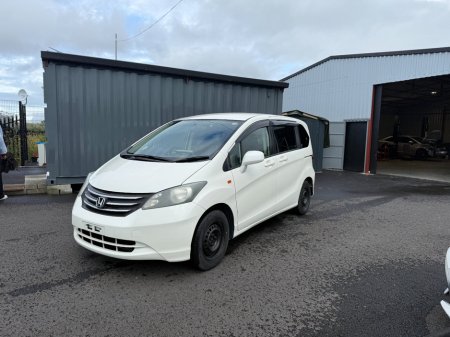 2008 Honda Freed  €7,999