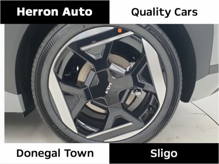 2025 Kia EV4 AUTOMATIC | HIGH SPEC €43,900 thumbnail