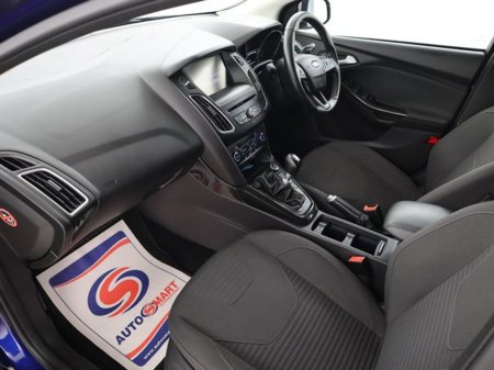 2015 Ford Focus - thumbnail 14