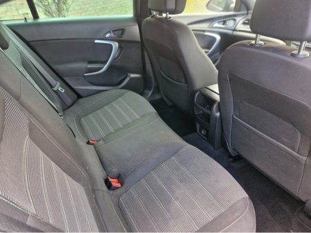 2016 Vauxhall Insignia - thumbnail 24