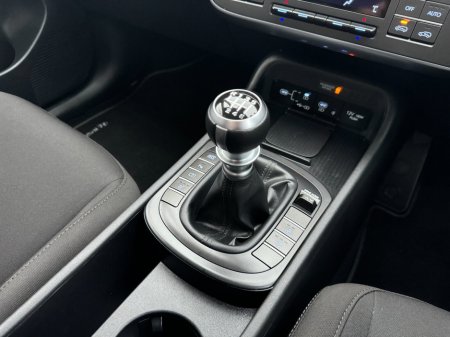 2023 Hyundai Kona 1.0 T-GDI Elegance €27,950 thumbnail