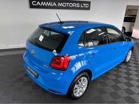 2015 Volkswagen Polo - thumbnail 4