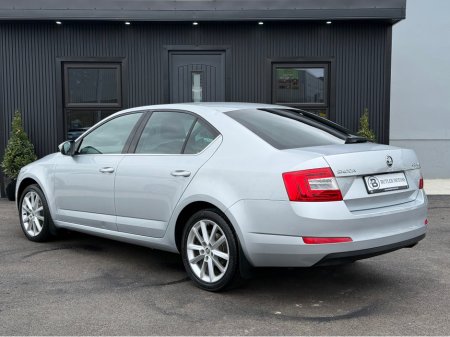 2016 Skoda Octavia - thumbnail 20