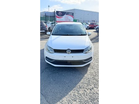 2015 Volkswagen Polo - thumbnail 4