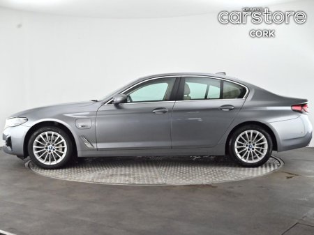 2023 BMW 5 Series - thumbnail 6