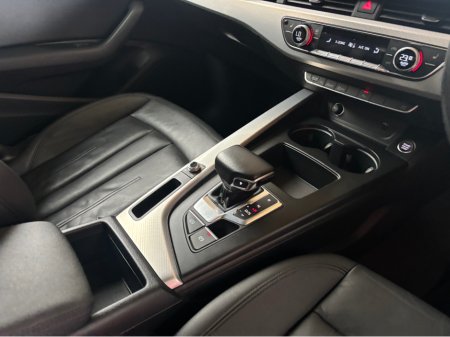 2023 Audi A4 - thumbnail 5