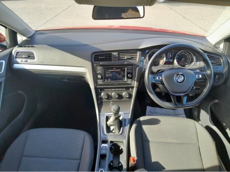 2018 Volkswagen Golf - thumbnail 14