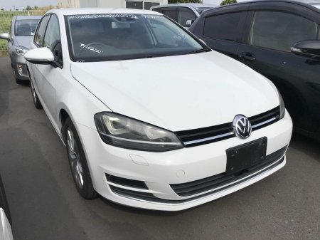 2016 Volkswagen Golf HIGHLINE AUTOMATIC 1.4 PETROL //LOW MILES//KEYLESS ENTRY//REVERSE CAMERA//ADAPTIVE CRUISE CONTROL// €15,950