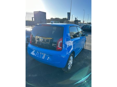 2015 Volkswagen up!  €7,950 thumbnail