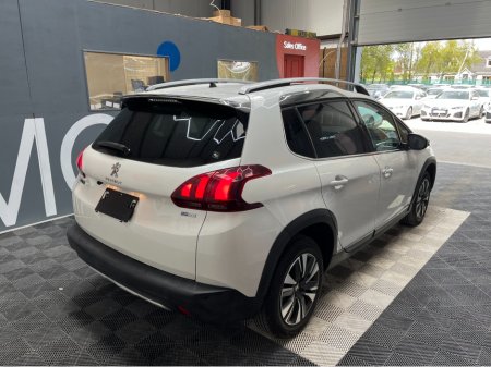 2017 Peugeot 2008 - photo 2