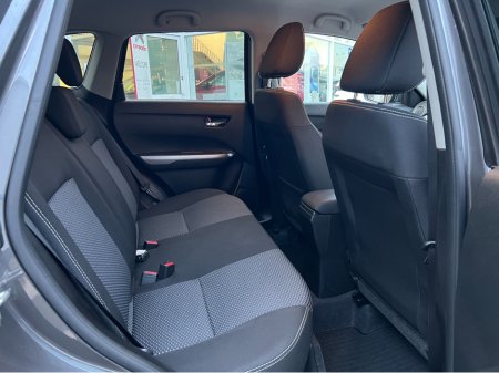 2025 Suzuki Vitara 1.4 B/JET HYBRID MOTION €29,450 thumbnail