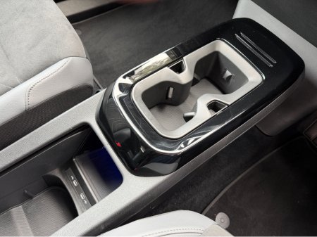 2023 Volkswagen ID.4 - thumbnail 19