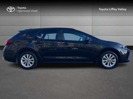 2023 Toyota Corolla HYBRID LUNA TOURING SPORT AUTO €28,450 thumbnail