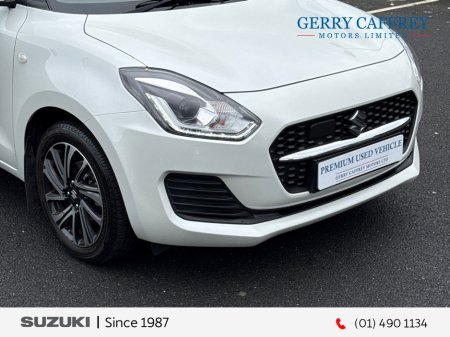 2023 Suzuki Swift 1.2  HYBRID SZ-L MANUAL - 7 years manufacturer warranty remaining €16,450 thumbnail