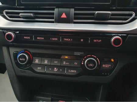 2022 Kia e-Niro - thumbnail 22