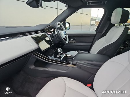 2025 Land Rover Range Rover Sport 3.0 PHEV 460PS R-Dynamic SE €124,950 thumbnail