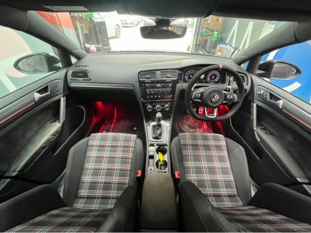 2018 Volkswagen Golf - thumbnail 15