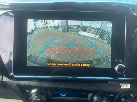 2025 Toyota Hilux 2.4 SR5 D/CAB AUTO €48,950 thumbnail