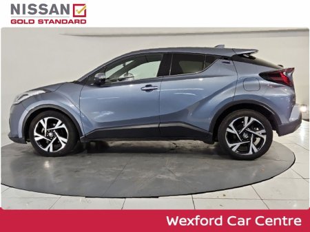 2023 Toyota C-HR 1.8 HYBRID SPORT €27,395 thumbnail