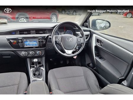 2017 Toyota Corolla - thumbnail 9