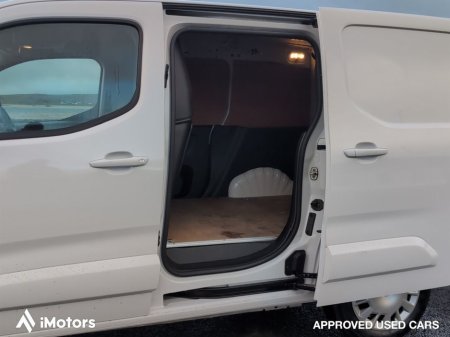 2023 Vauxhall Combo L1H1 2300 PRO S/S thumbnail