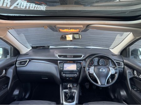 2017 Nissan Qashqai - thumbnail 15