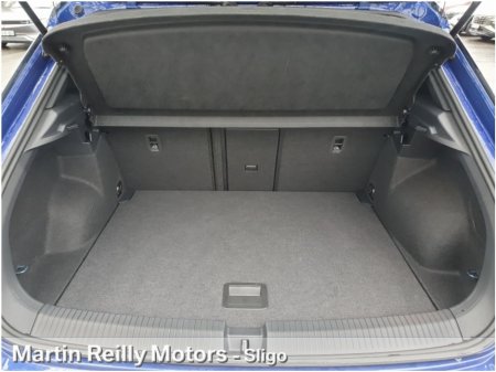 2025 Volkswagen T-Roc R-LINE 2.0 TDI 116Hp €38,445 thumbnail