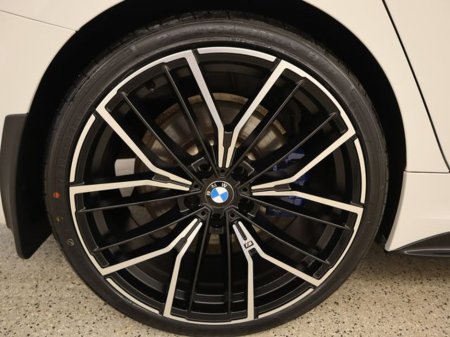 2021 BMW 3 Series - thumbnail 17