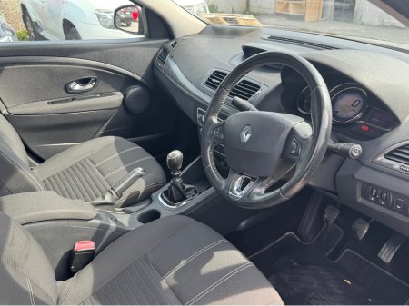 2015 Renault Fluence - photo 6