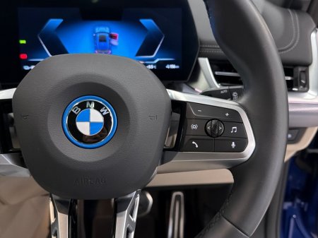 2025 BMW iX1 - thumbnail 18