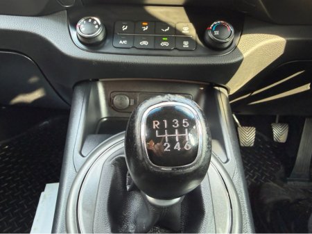 2013 Kia Sportage - thumbnail 17