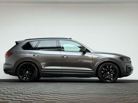 2020 Volkswagen Touareg - thumbnail 8