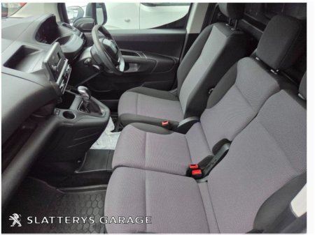 2020 Peugeot Partner - thumbnail 12